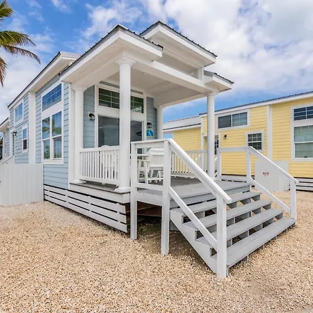 Fiesta Key Rv Resort Waterfront Cottage 33